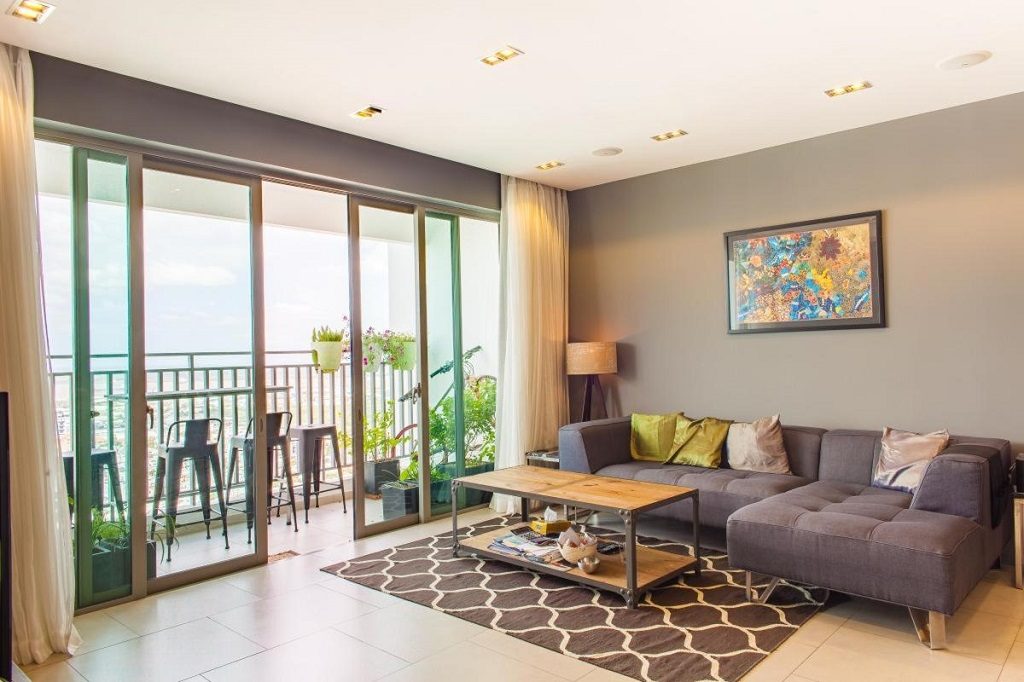 Ban công view nội khu căn hộ Vinhomes Grand Park Quận 9